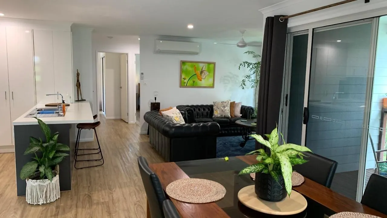 Bush Beach Retreat Apartment Caloundra